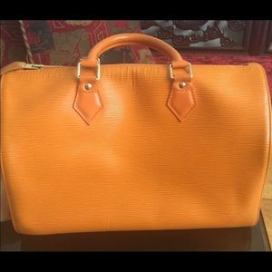 Louis Vuitton EPI leather speedy 35
